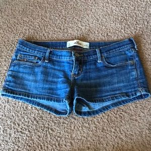 Hollister size 5 jean shorts
